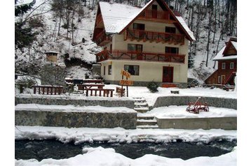 Romania Penzión Moeciu de Sus, Exterior